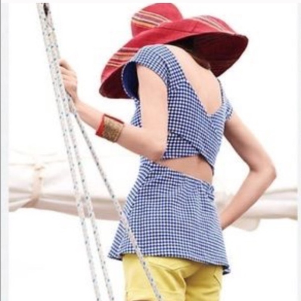 NWOT! Adorable top from Anthropologie